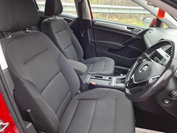VOLKSWAGEN GOLF 1.6 TDI BlueMotion Tech Match Hatchback 5dr Diesel DSG Euro 6 (s