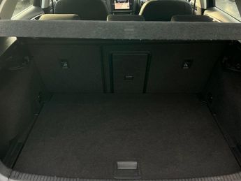 VOLKSWAGEN GOLF 1.0 TSI BlueMotion Tech SE Nav Hatchback 5dr Petrol DSG Euro 6 (