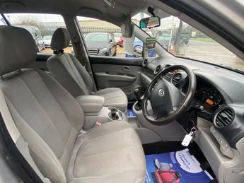 KIA CARENS 2.0 S5 MPV 5dr Petrol Manual MOT UNTIL NOVEMBER 2026