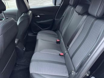 PEUGEOT E-208 50kWh Allure Premium + Hatchback 5dr Electric Auto (7kW Charger)