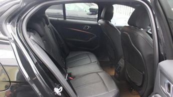 BMW 1 SERIES 1.5 118i M Sport Hatchback 5dr Petrol DCT Euro 6 (s/s) (140 ps)