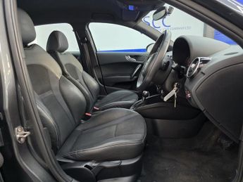 AUDI A1 1.4 TFSI S line Sportback 5dr Petrol S Tronic Euro 5 (s/s) (122 