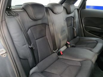 AUDI A1 1.4 TFSI S line Sportback 5dr Petrol S Tronic Euro 5 (s/s) (122 