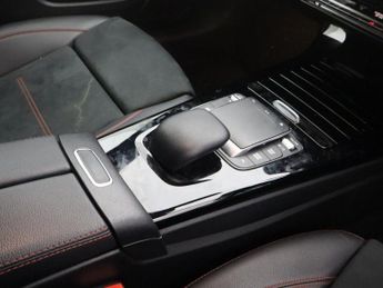 MERCEDES-BENZ A-CLASS 1.3 A250e 15.6kWh AMG Line Hatchback 5dr Petrol Plug-in Hybrid 8