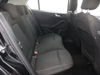 FORD FOCUS 1.0T EcoBoost MHEV Trend Hatchback 5dr Petrol Hybrid DCT Euro 6 