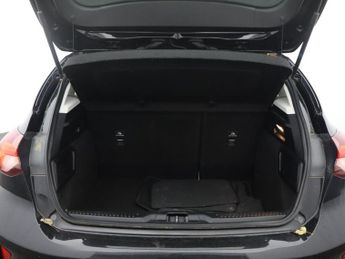 FORD FOCUS 1.0T EcoBoost MHEV Trend Hatchback 5dr Petrol Hybrid DCT Euro 6 