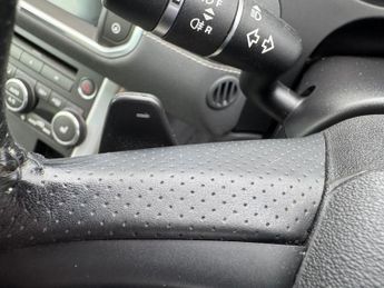 LAND ROVER RANGE ROVER EVOQUE 2.0 TD4 HSE Dynamic SUV 5dr Diesel Auto 4WD Euro 6 (s/s) (180 ps