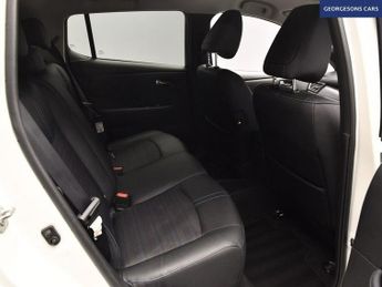 NISSAN LEAF 40kWh N-Connecta Hatchback 5dr Electric Auto (150 ps)