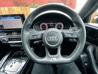 AUDI A4 2.0 TFSI 35 Black Edition Saloon 4dr Petrol S Tronic Euro 6 (s/s