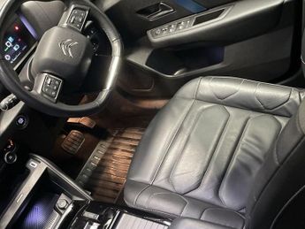 CITROEN e-C4 50kWh Shine Plus Hatchback 5dr Electric Auto (7.4kW Charger) (13