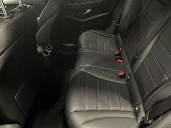 MERCEDES-BENZ GLC 2.1 GLC220d Sport SUV 5dr Diesel G-Tronic 4MATIC Euro 6 (s/s) (1