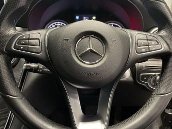 MERCEDES-BENZ GLC 2.1 GLC220d Sport SUV 5dr Diesel G-Tronic 4MATIC Euro 6 (s/s) (1