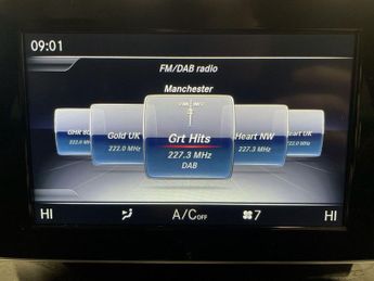 MERCEDES-BENZ GLC 2.1 GLC220d Sport SUV 5dr Diesel G-Tronic 4MATIC Euro 6 (s/s) (1