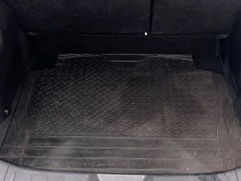 NISSAN LEAF 40kWh N-Connecta Hatchback 5dr Electric Auto (150 ps)