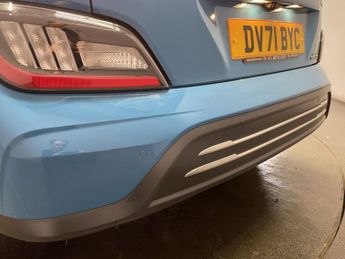 HYUNDAI KONA 64kWh Premium SUV 5dr Electric Auto (10.5kW Charger) (204 ps)