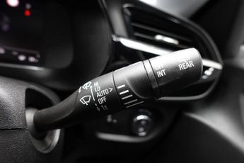 VAUXHALL Corsa Electric 50kWh Elite Premium Hatchback 5dr Electric Auto (136 ps)