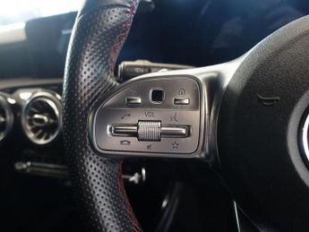 MERCEDES-BENZ A-CLASS 1.5 A180d AMG Line (Premium Plus) Hatchback 5dr Diesel 7G-DCT Eu