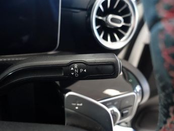 MERCEDES-BENZ A-CLASS 1.5 A180d AMG Line (Premium Plus) Hatchback 5dr Diesel 7G-DCT Eu