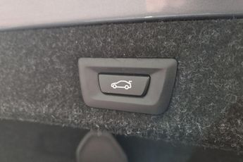 BMW 5 SERIES 2.0 520d MHT M Sport Saloon 4dr Diesel Hybrid Auto Euro 6 (s/s) 