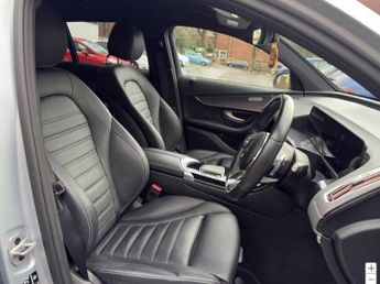 MERCEDES-BENZ EQC EQC 400 80kWh AMG Line SUV 5dr Electric Auto 4MATIC (408 ps)