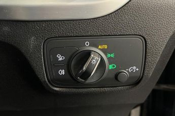 AUDI Q2 1.5 TFSI CoD 35 Black Edition SUV 5dr Petrol S Tronic Euro 6 (s/