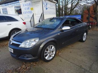 Vauxhall Astra 1.8i Design Twin Top 2dr Petrol Manual (185 g/km, 138 bhp)