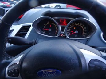 FORD FIESTA 1.4 Titanium Hatchback 5dr Petrol Automatic (154 g/km, 94 bhp)