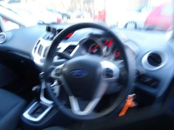 FORD FIESTA 1.4 Titanium Hatchback 5dr Petrol Automatic (154 g/km, 94 bhp)