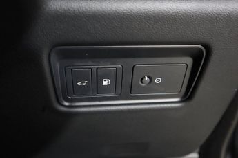 JAGUAR F-PACE 2.0 P400e 17.1kWh R-Dynamic S Auto AWD Euro 6 (s/s) 5dr