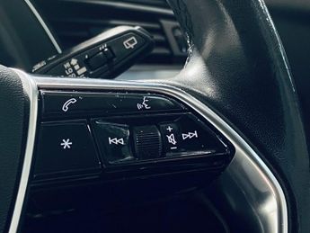 AUDI E-TRON 50 Technik SUV 5dr Electric Auto quattro 71.2kWh (313 ps)