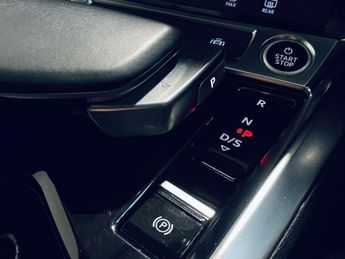 AUDI E-TRON 50 Technik SUV 5dr Electric Auto quattro 71.2kWh (313 ps)