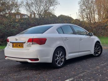 TOYOTA AVENSIS 1.8 V-Matic Icon Plus Saloon 4dr Petrol Multidrive S Euro 5 (147