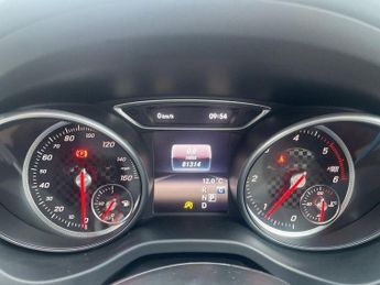 MERCEDES-BENZ A-CLASS 2.1 A200d AMG Line Hatchback 5dr Diesel 7G-DCT Euro 6 (s/s) (136