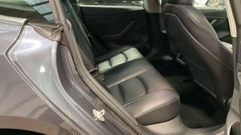 TESLA Model 3 (Dual Motor) Long Range Saloon 4dr Electric Auto 4WDE (346 ps)