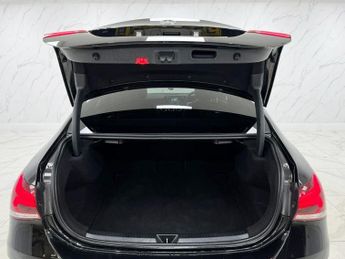 MERCEDES-BENZ A-CLASS 1.5 A180d AMG Line (Executive) Saloon 4dr Diesel 7G-DCT Euro 6 (