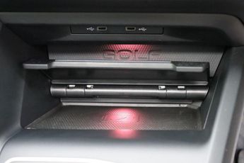 VOLKSWAGEN GOLF 2.0 TSI GTI CLUBSPORT