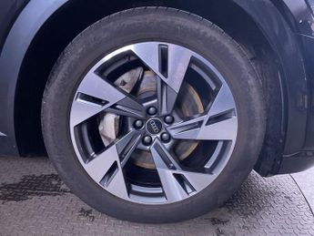 AUDI E-TRON 50 Sport SUV 5dr Electric Auto quattro 71.2kWh (11kW Charger) (3