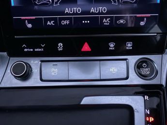 AUDI E-TRON 50 Sport SUV 5dr Electric Auto quattro 71.2kWh (11kW Charger) (3