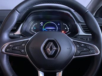 RENAULT CAPTUR 1.6 E-TECH evolution SUV 5dr Petrol Hybrid Auto Euro 6 (s/s) (14