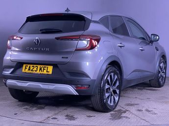 RENAULT CAPTUR 1.6 E-TECH evolution SUV 5dr Petrol Hybrid Auto Euro 6 (s/s) (14