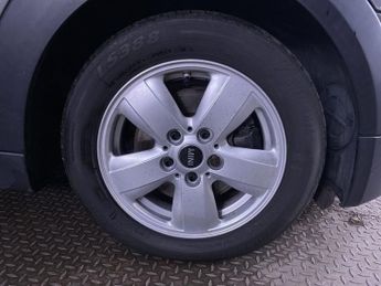 MINI HATCH 1.5 Cooper Classic Hatchback 5dr Petrol Steptronic Euro 6 (s/s) 