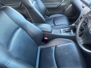 MERCEDES-BENZ C-CLASS 2.1 C200 CDI Avantgarde SE Saloon 4dr Diesel Automatic (166 g/km