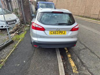 FORD FOCUS 1.6 TDCi Zetec Estate 5dr Diesel Manual Euro 5 (s/s) (115 ps)