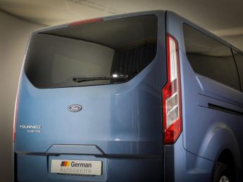FORD TOURNEO CUSTOM 2.0 320 EcoBlue Zetec Minibus Double Cab 5dr Diesel Auto L2 Euro