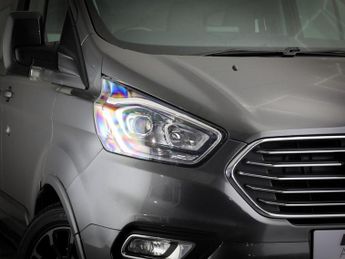 FORD TOURNEO CUSTOM 2.0 320 EcoBlue Titanium Minibus Double Cab 5dr Diesel Auto L2 E