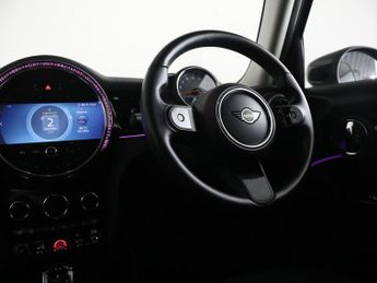 MINI HATCH 1.5 Cooper Classic Hatchback 5dr Petrol Steptronic Euro 6 (s/s) 