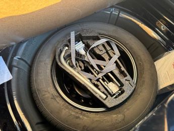 VOLKSWAGEN UP! 1.0 Move up! Hatchback 5dr Petrol ASG Euro 6 (60 ps)