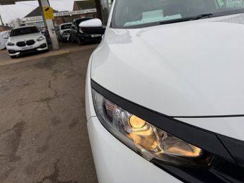 HONDA CIVIC 1.0 VTEC Turbo SR Hatchback 5dr Petrol CVT Euro 6 (s/s) (126 ps)