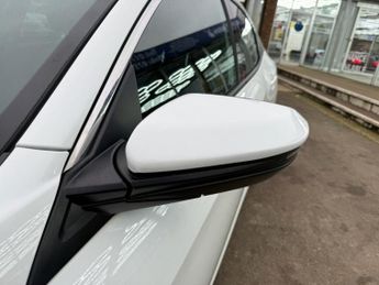 HONDA CIVIC 1.0 VTEC Turbo SR Hatchback 5dr Petrol CVT Euro 6 (s/s) (126 ps)