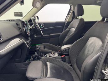 MINI COUNTRYMAN 1.5 7.6kWh GPF Cooper SE SUV 5dr Petrol Plug-in Hybrid Auto ALL4